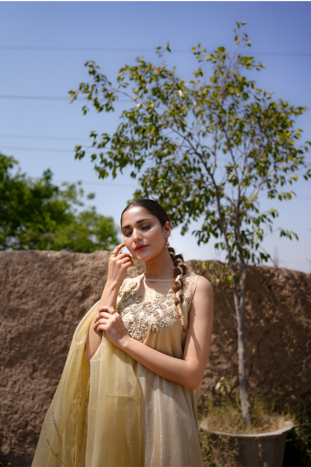 Zari Sample