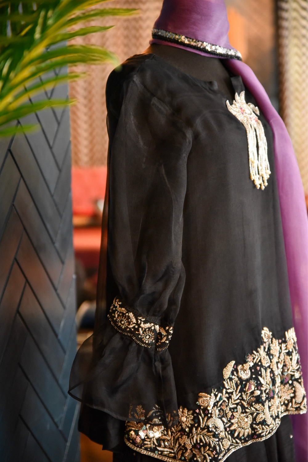 Black set