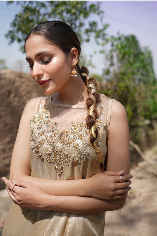 Zari Sample